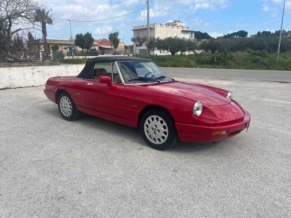 Immagine 1/17 di Alfa Romeo 2.0 Spider (1992)