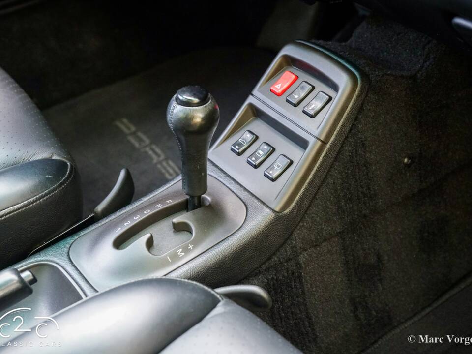 Image 8/63 of Porsche 911 Carrera (1996)