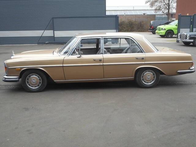 Image 8/19 de Mercedes-Benz 300 SEL (1970)