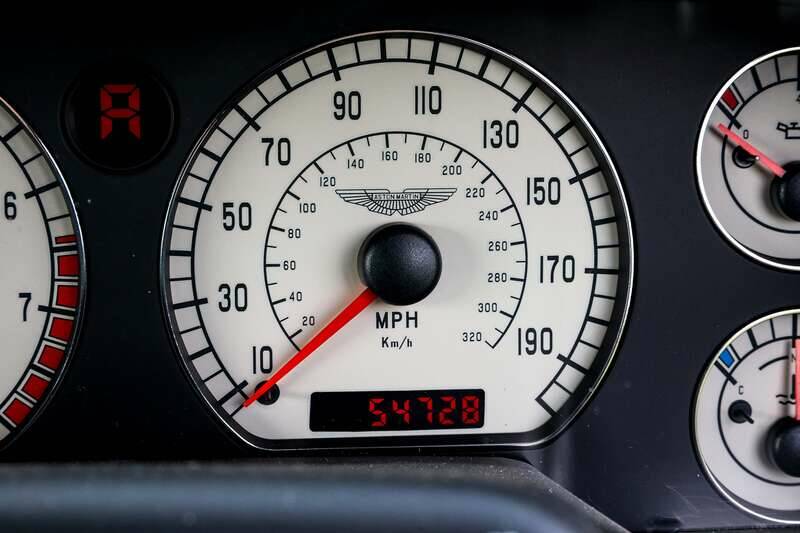 Image 10/36 of Aston Martin DB 7 GTA (2003)