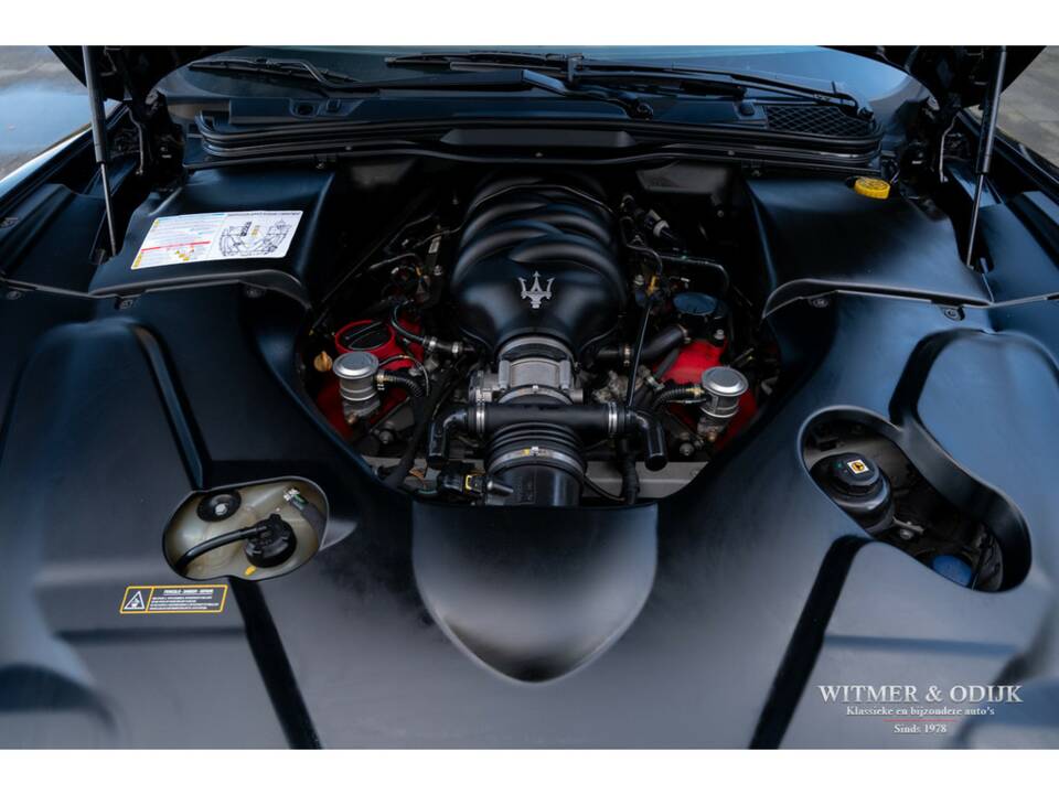 Imagen 42/42 de Maserati GranCabrio 4.7 (2010)