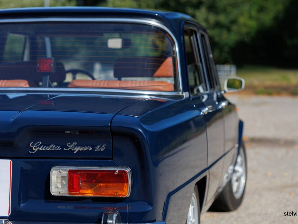 Bild 27/43 von Alfa Romeo Giulia Super 1.6 (1973)