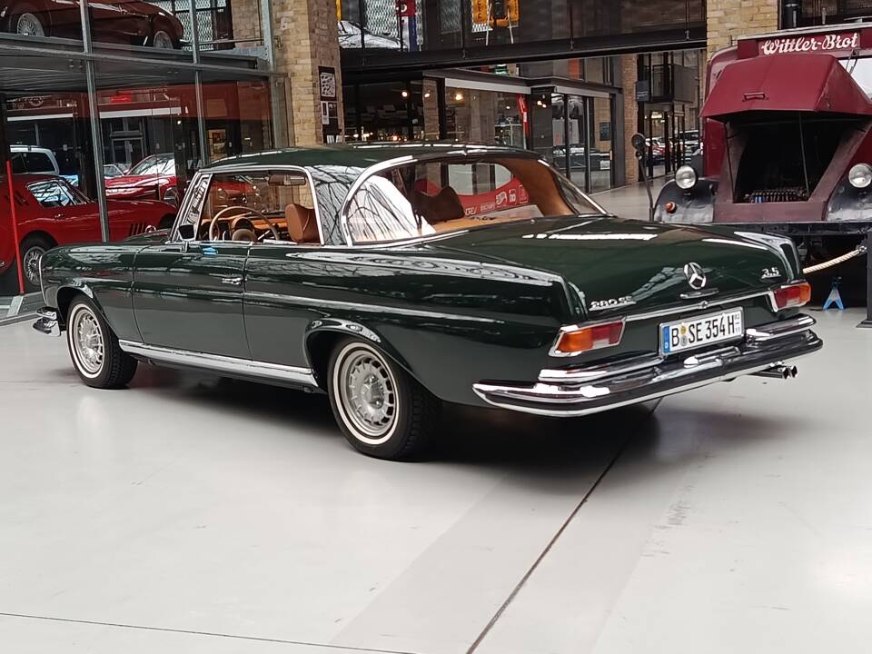 Image 10/54 of Mercedes-Benz 280 SE 3,5 (1970)