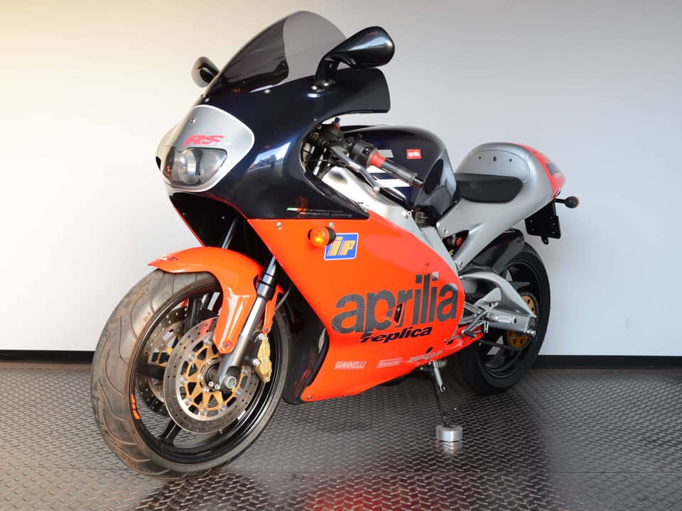 Image 38/51 of Aprilia RS 250 (1998)
