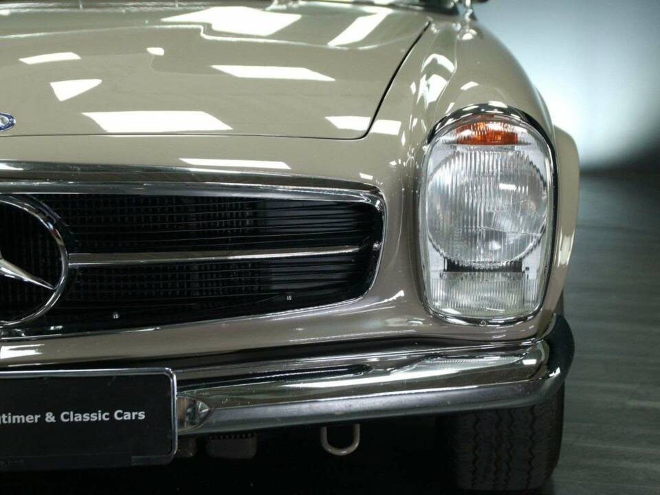 Image 45/50 de Mercedes-Benz 280 SL (1970)