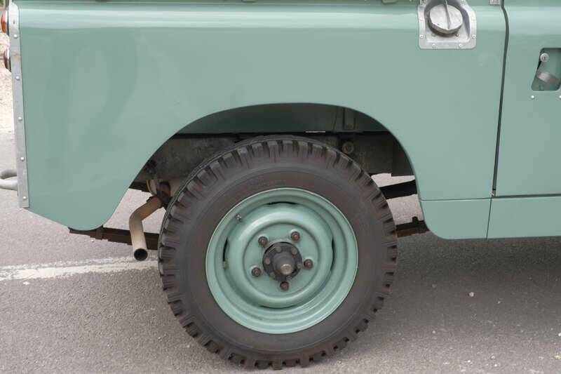 Image 26/50 of Land Rover 88 (1962)