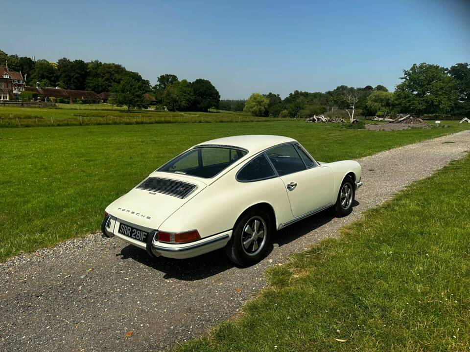 Image 3/44 of Porsche 912 (1968)