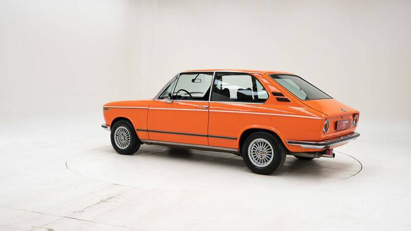 Image 4/15 de BMW Touring 2000 (1973)