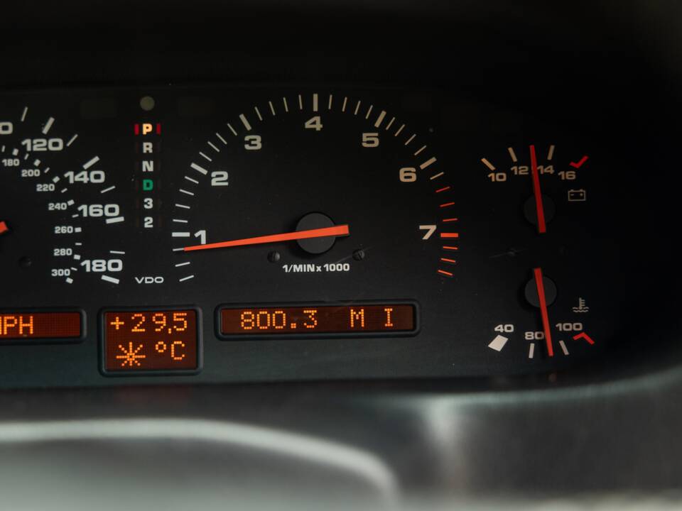 Bild 58/69 von Porsche 928 S4 (1989)