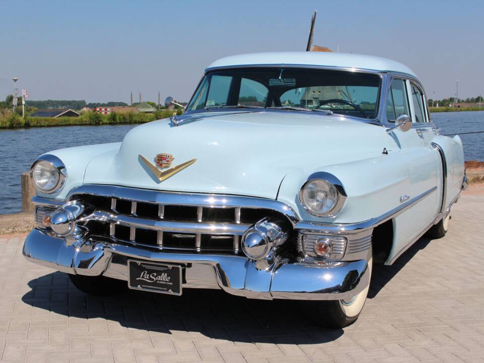 Image 7/43 of Cadillac 62 Sedan (1953)