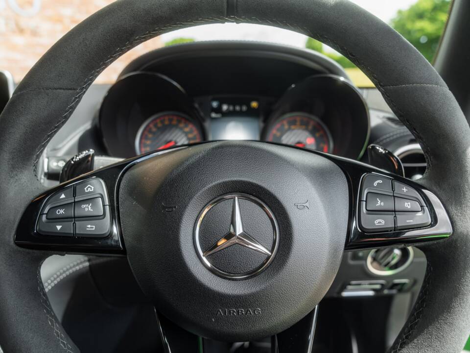 Image 55/67 of Mercedes-AMG GT-R (2018)