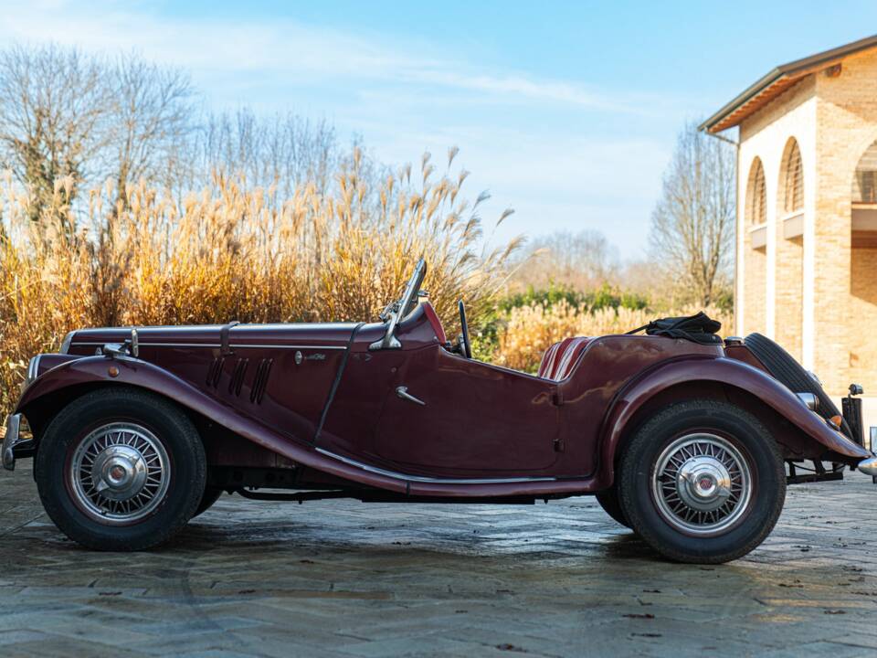 Afbeelding 11/50 van FIAT 1100-103 E (1954)