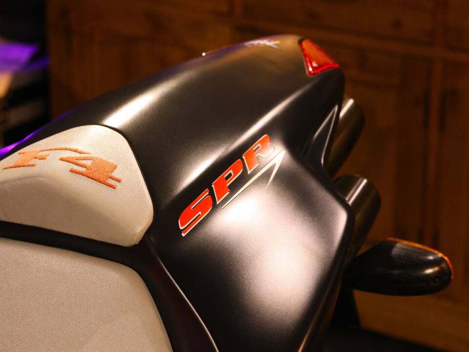 Bild 22/38 von MV Agusta F4 SPR (2003)