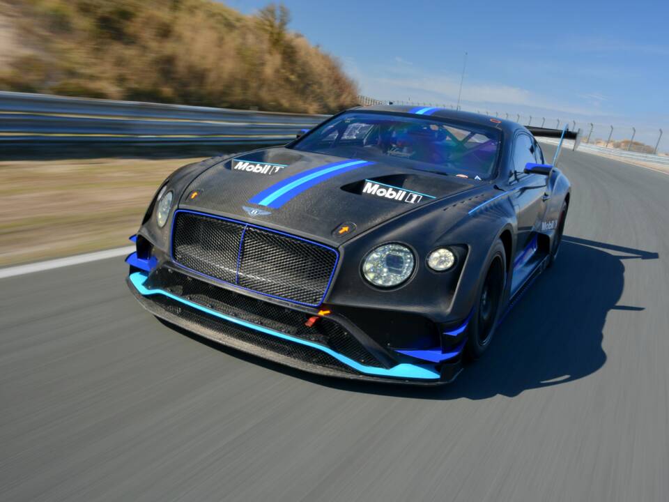 Image 6/15 de Bentley Continental GT V8 (2020)