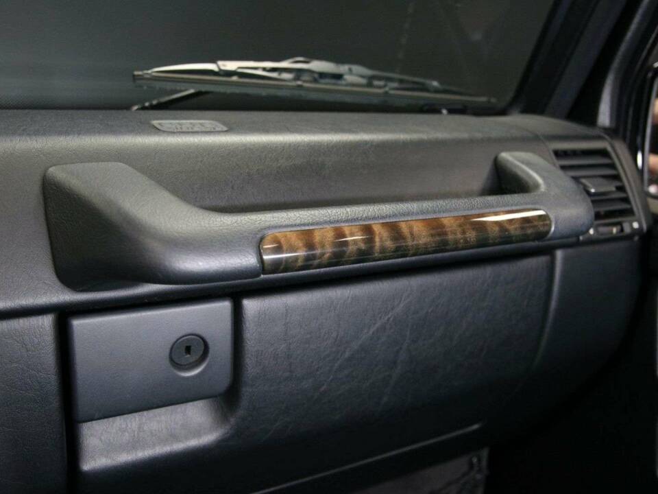 Imagen 24/50 de Mercedes-Benz G 500 (SWB) (2006)