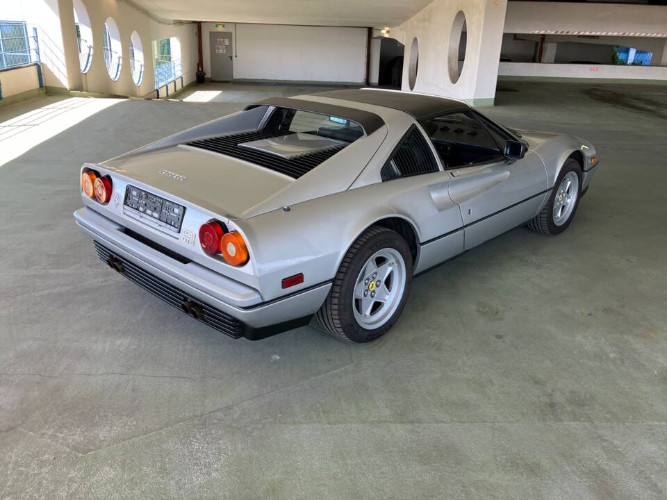 Bild 5/12 von Ferrari 328 GTS (1986)