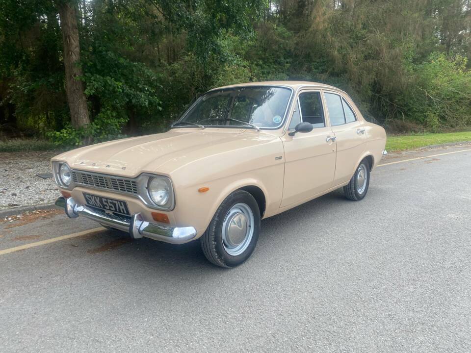 Afbeelding 6/98 van Ford Escort 940 DeLuxe (1970)