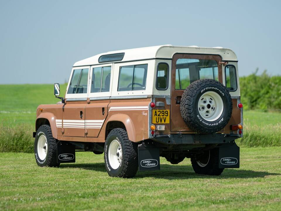 Image 3/33 of Land Rover Defender 110 (1983)