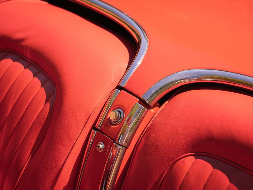 Image 33/51 of Chevrolet Corvette (1960)