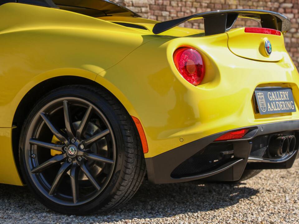 Image 37/50 of Alfa Romeo 4C Spider (2018)