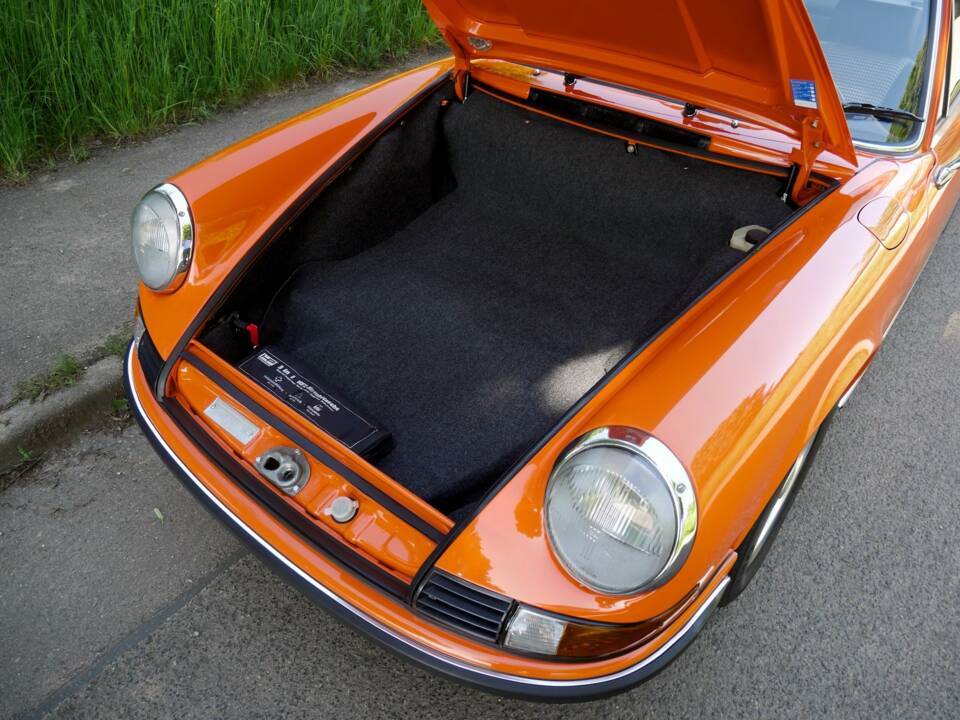 Image 49/50 de Porsche 911 2.4 S (1900)