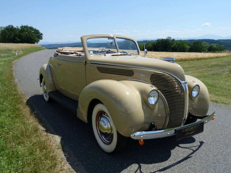 Immagine 11/44 di Ford V8 (1938)