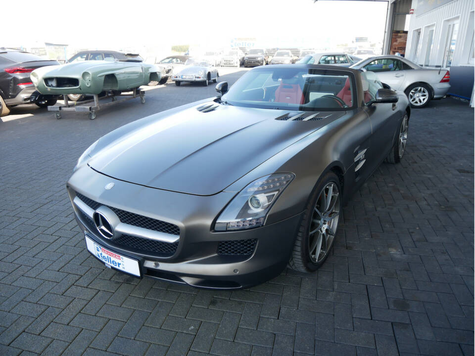 Image 3/30 de Mercedes-Benz SLS AMG Roadster (2012)