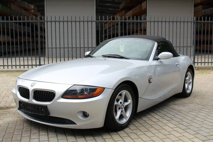 Bild 3/7 von BMW Z4 2.5i (2003)