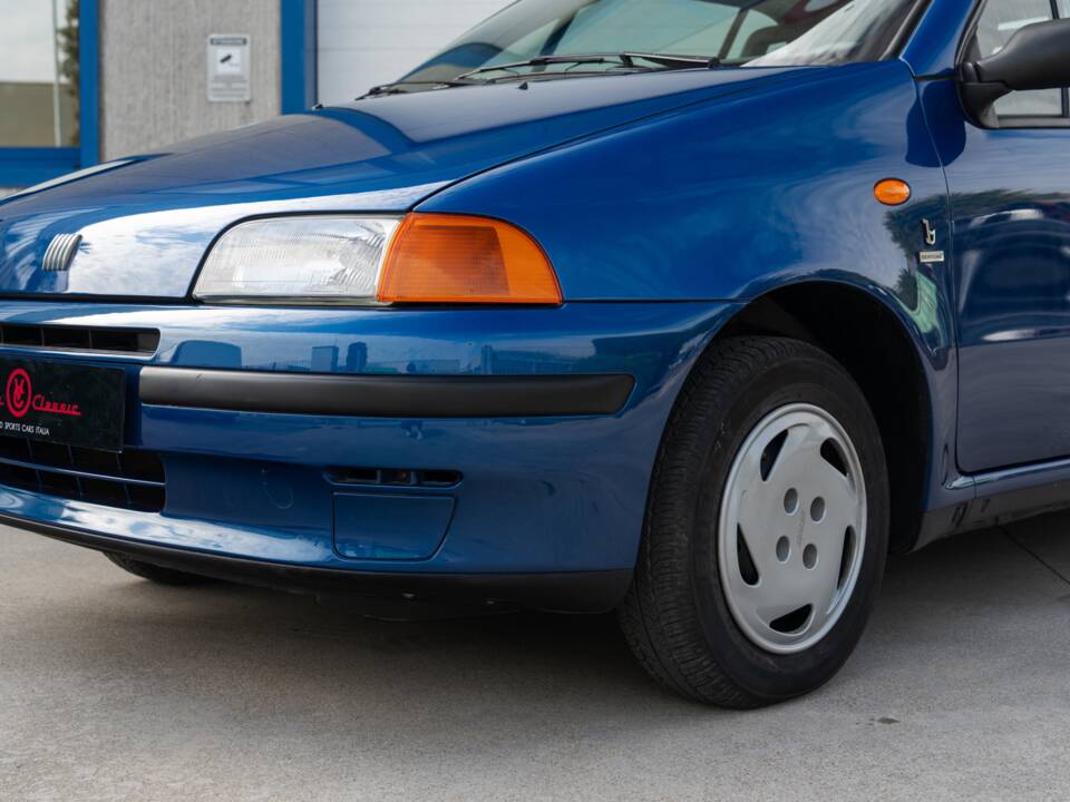 Image 31/99 of FIAT Punto 60 (1994)