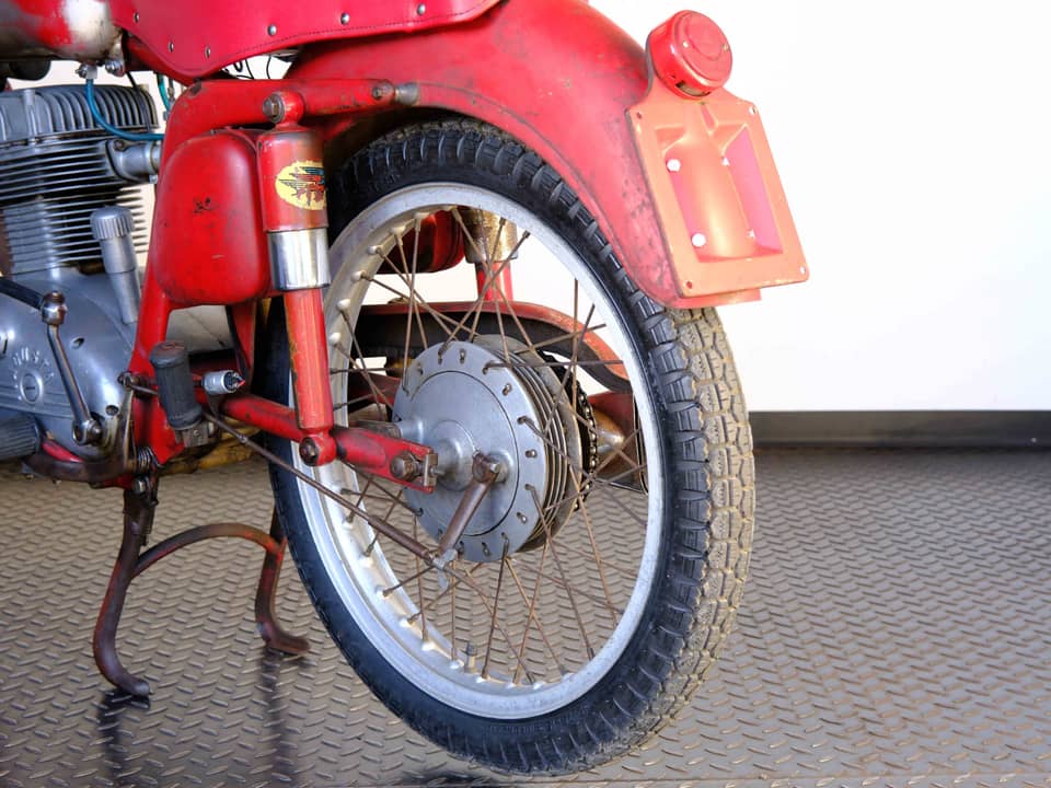 Image 50/83 of MV Agusta 175 CS Sport Disco Volante (1955)