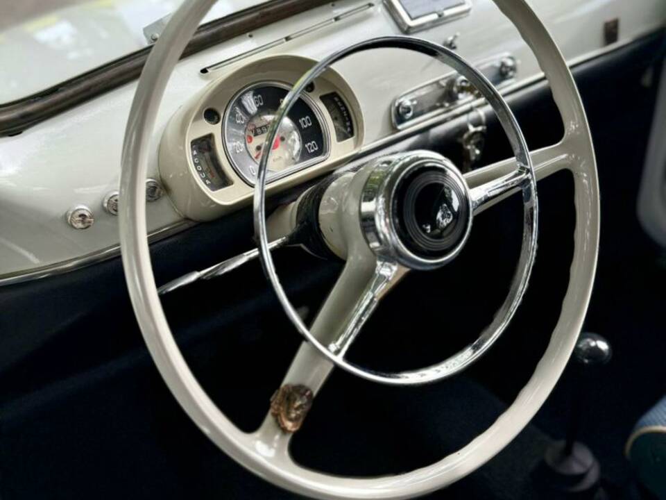Image 4/28 of FIAT 600 D (1964)