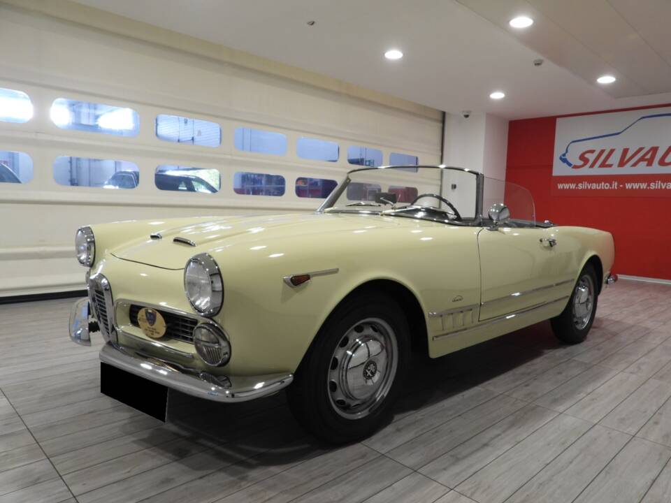 Afbeelding 12/15 van Alfa Romeo 2000 Spider (1961)