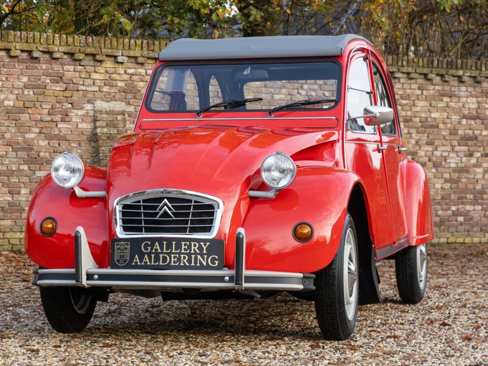 Image 7/50 of Citroën 2 CV 6 (1985)