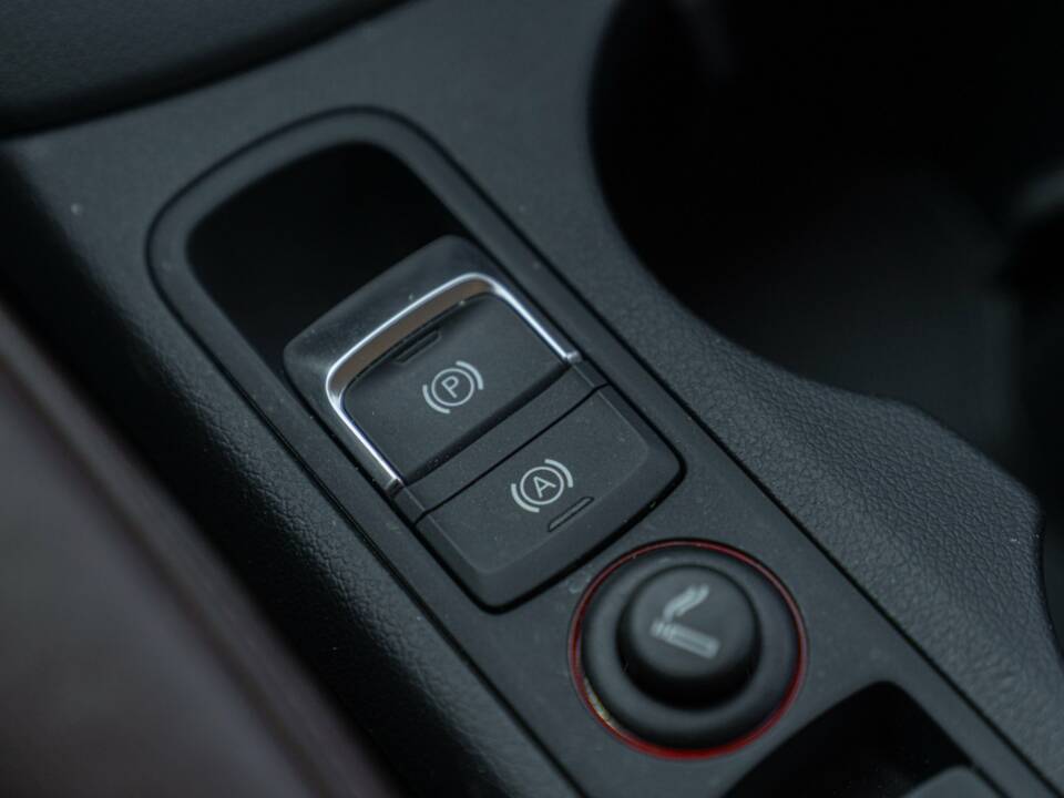 Bild 36/50 von Audi Q3 2.0 TDI quattro (2012)