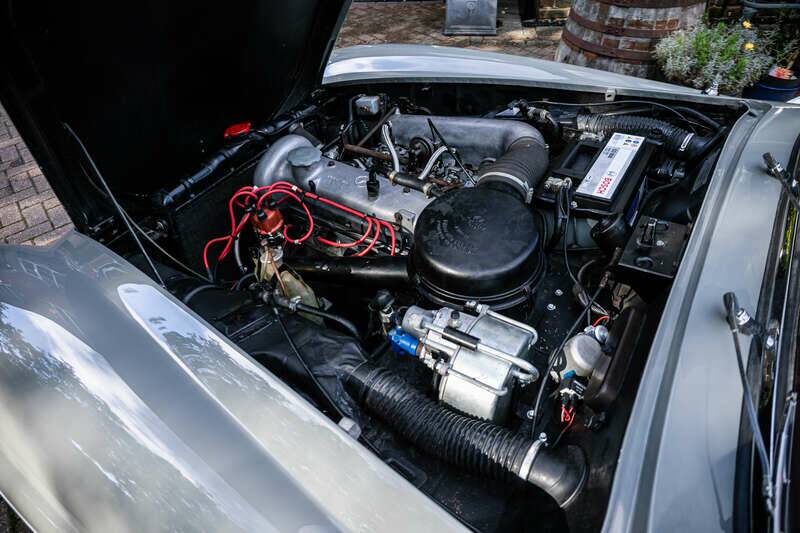 Image 3/46 of Mercedes-Benz 190 SL (1960)