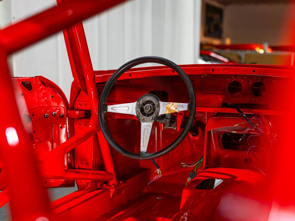 Image 10/22 de MG MGB GT V8 (1974)