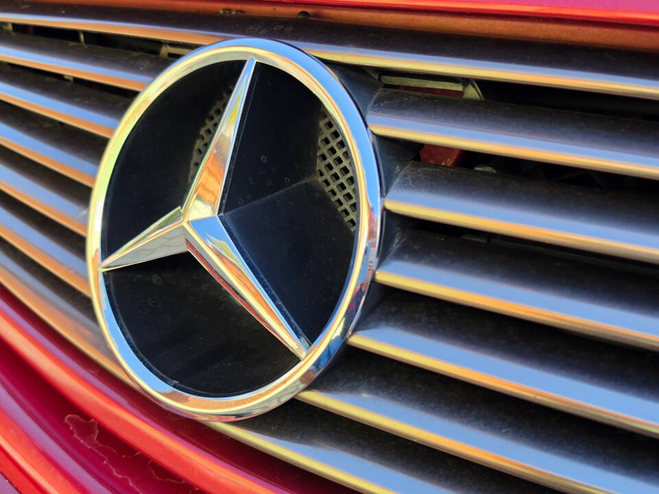 Image 85/100 of Mercedes-Benz 300 SL-24 (1991)