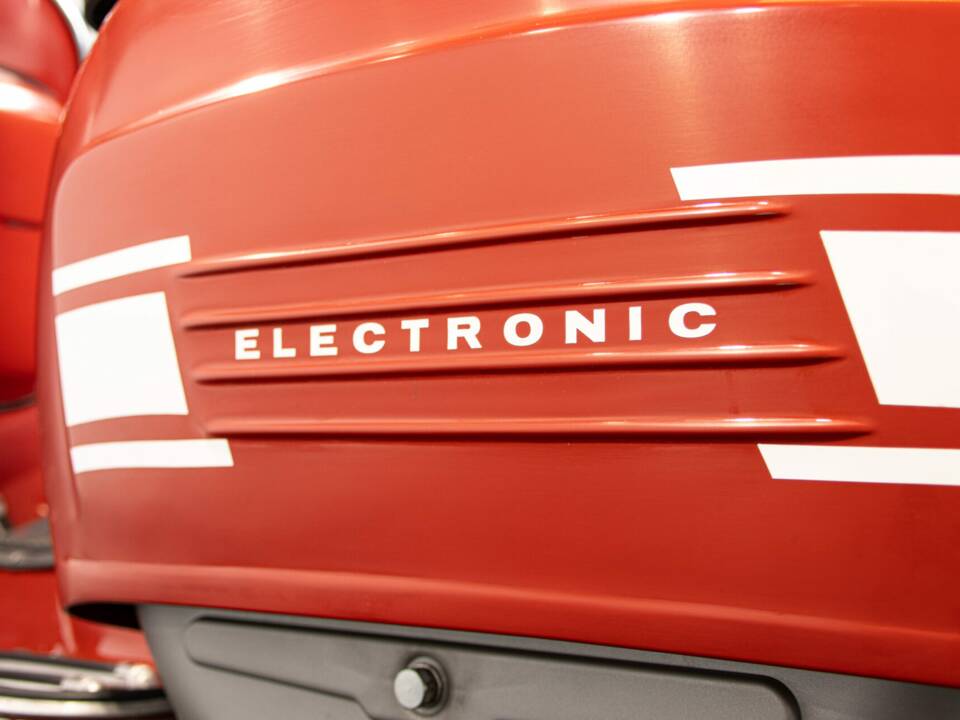 Image 34/50 of Piaggio Vespa 200 Rally (1976)