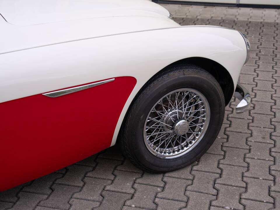Image 31/72 de Austin-Healey 3000 Mk II (BJ7) (1962)