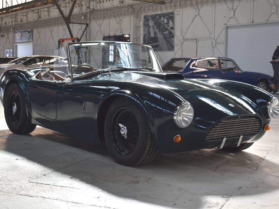 Image 3/39 of Hawk Cobra 289 (1968)