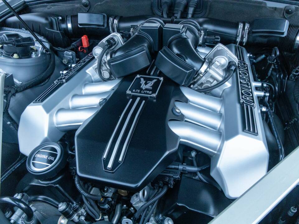 Bild 34/50 von Rolls-Royce Phantom DHC (2009)