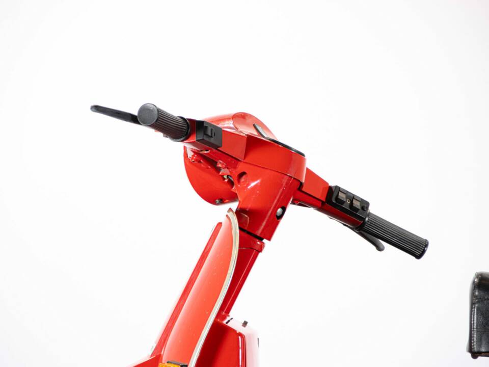 Image 27/43 de Piaggio Vespa PK 50 S (1982)