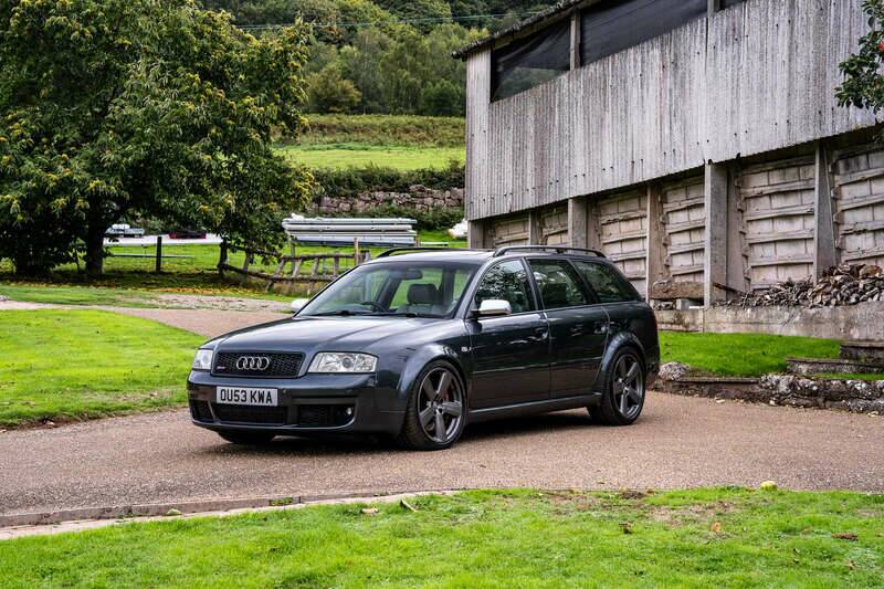 Image 15/50 of Audi RS6 Avant (2003)