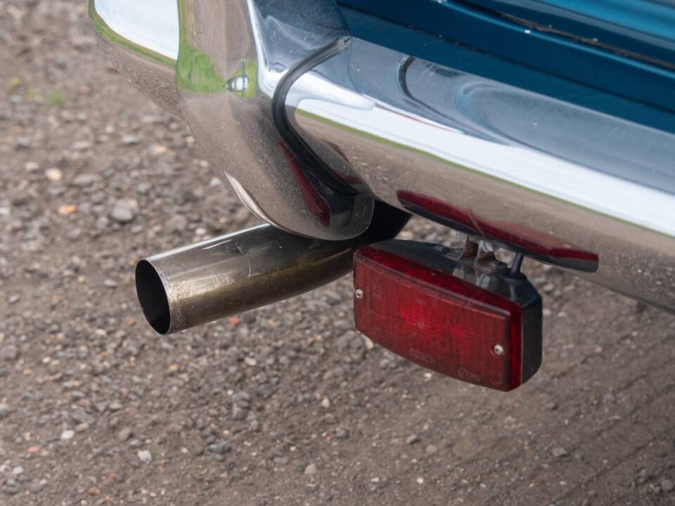 Image 19/50 of Rolls-Royce Silver Shadow I (1976)