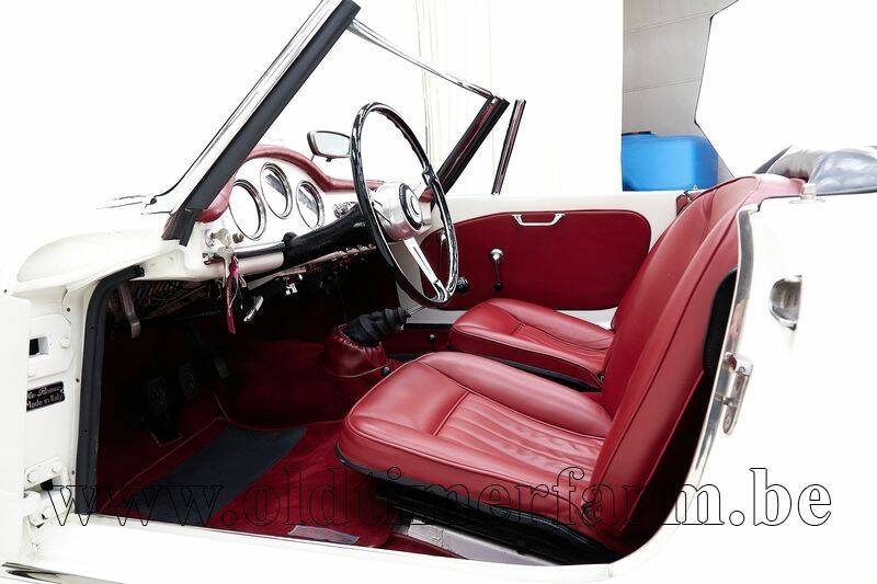 Image 19/30 de Alfa Romeo Giulia 1600 Spider Veloce (1965)