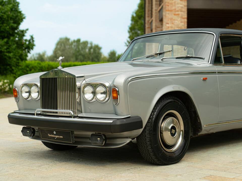 Image 20/50 of Rolls-Royce Silver Wraith II (1979)