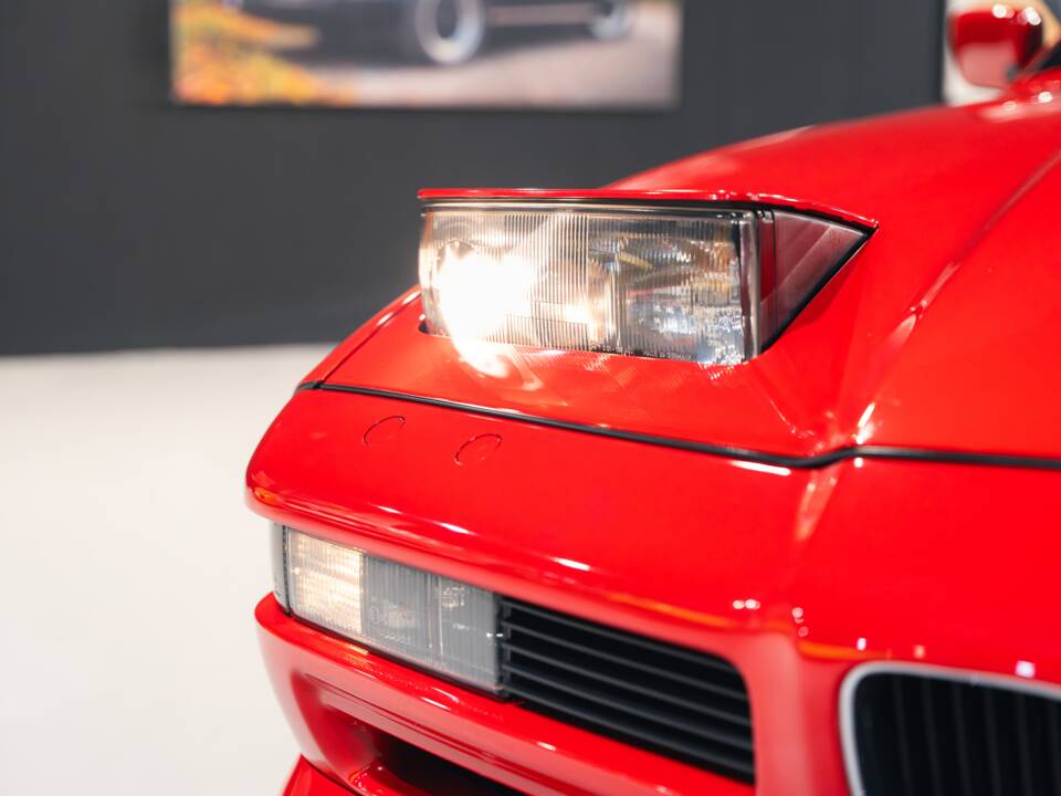 Image 15/33 of BMW 850i (1991)