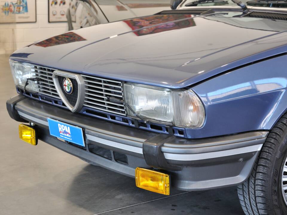 Image 15/29 of Alfa Romeo Giulietta 1.8 (1983)
