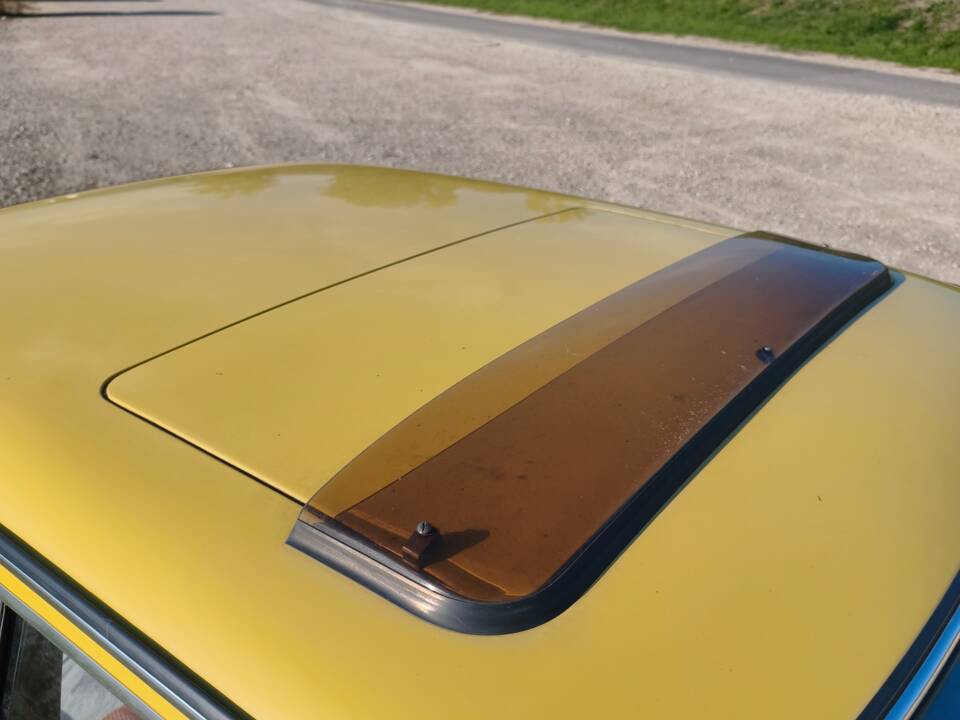 Bild 6/19 von Mercedes-Benz 200 (1980)