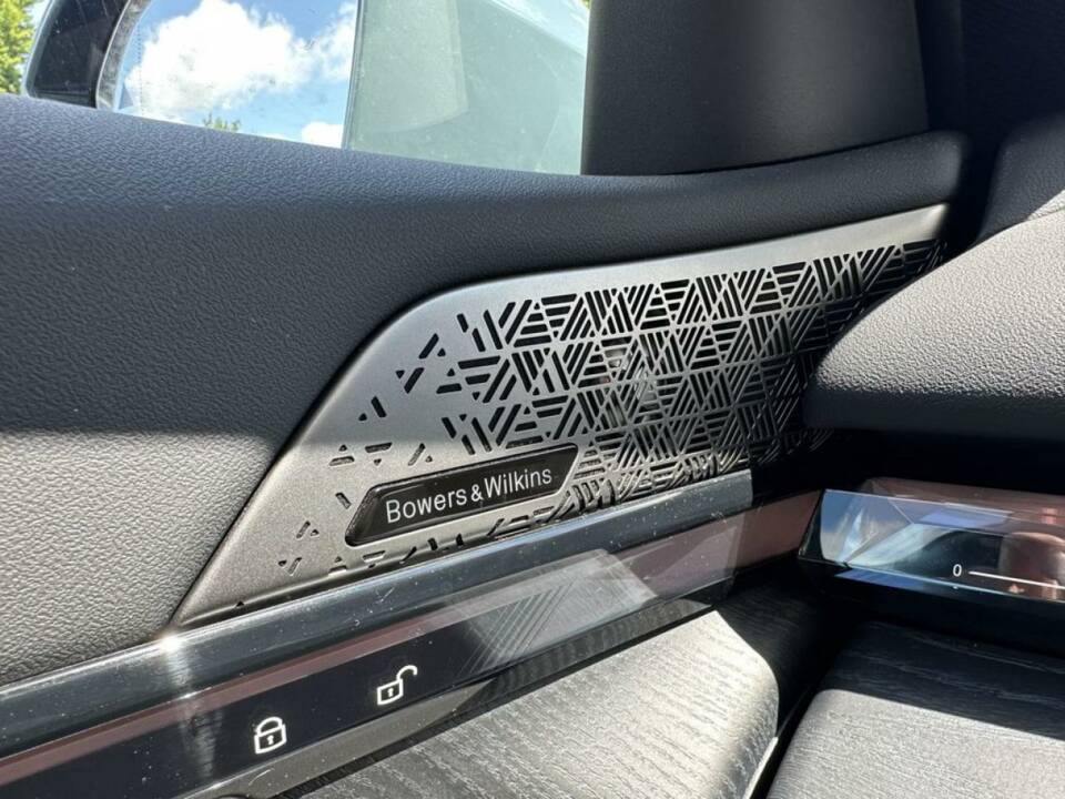 Image 9/15 de BMW i5 eDrive40 Touring (2024)